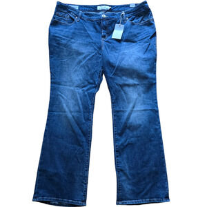 NWT, Torrid Women’s Relaxed Boot Jeans, Size 22S Inseam 30